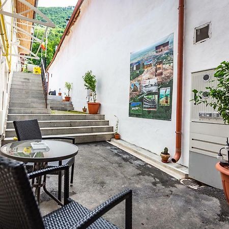 Central Apartment Brasov Ngoại thất bức ảnh